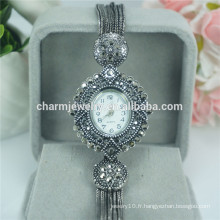 Montre à bracelet en quartz à la mode élégante de luxe à la mode pour femmes B028